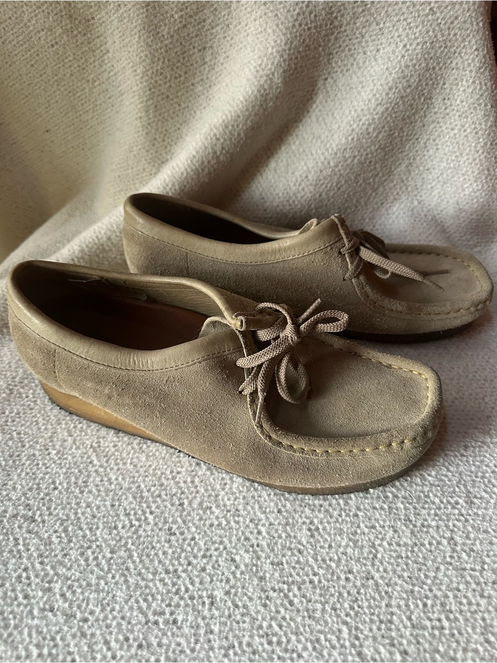 Clark’s Original Wallabee - Picture 2 of 3